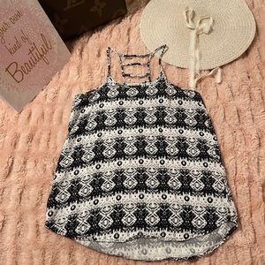 Ribbed Razorback Black and White Patterned Top